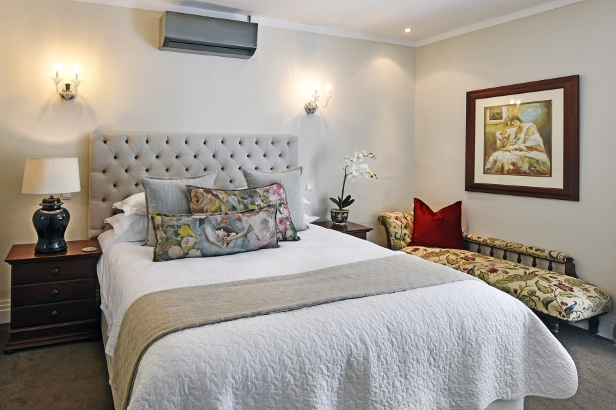 7 Bedroom Property for Sale in Franschhoek Western Cape